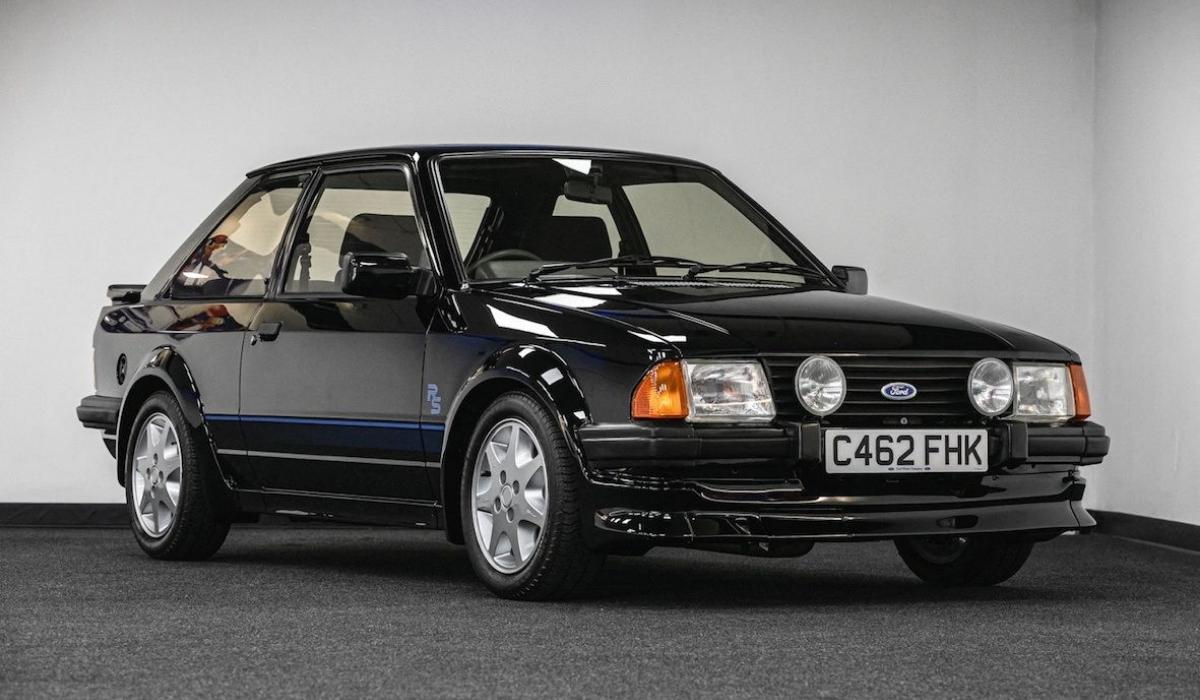 Princess Dianas Unique Ford Escort Fetches 850000 at Auction